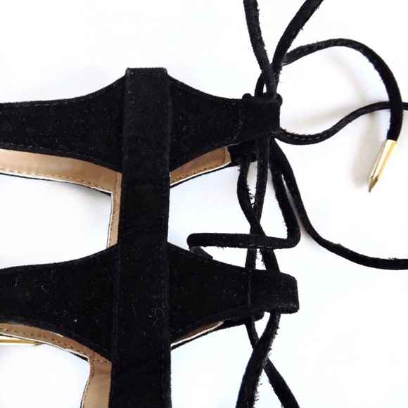 ✖️SOLD✖️Black lace-up heels - Picture 4 of 6